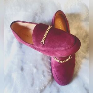 Coach Women's Plum Loafers with Gold Chain